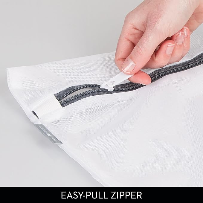 iDesign Medium and Large Laundry Delicates-Set of 12-White Mesh Wash Bags M12