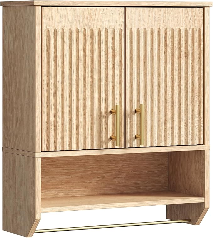 HOOBRO Fluted Bathroom Wall Cabinet, Farmhouse Medicine Cabinet with 2 Fluted Doors, Wall Storage Shelf with Towel Rack, Adjustable Shelf, for Small Spaces, Bathroom, Kitchen, Natural