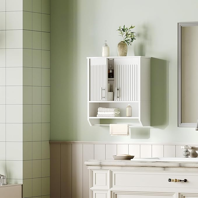 HOOBRO Fluted Bathroom Wall Cabinet, Farmhouse Medicine Cabinet with 2 Fluted Doors, Wall Storage Shelf with Towel Rack, Adjustable Shelf, for Small Spaces, Bathroom, Kitchen, White