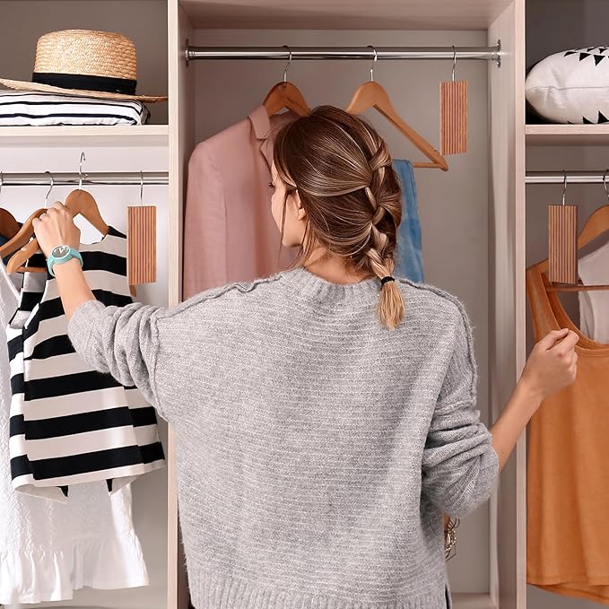 ACMETOP 30 Pack Cedar Hang Ups, 10 Rectangular Blocks + 10 Hooks + 20 Round Blocks